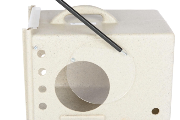 Easy Opener for Humaniac™ Feral Cat & Small Mammal Den